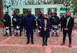 SEGURIDAD/     Entrega de equipamiento y vehículos a nuevo grupo especial de la Policía   