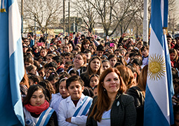 Más de 1600 alumnos peronenses prometieron Lealtad a la Bandera Argentina
