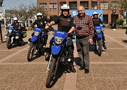 El Intendente Regueiro recibió 5 motos nuevas para la Policía Local