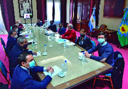 EMERGENCIA SANITARIA/  Cantero se reunió con el gobernador e intendentes
