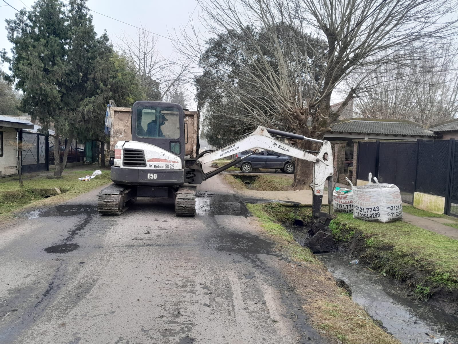 SERVICIOS / SIGUEN LOS TRABAJOS PARA EVITAR INUNDACIONES